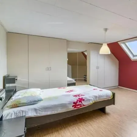 Promo, 2 Slaapkamer, Terras, Dichtbij Strand,